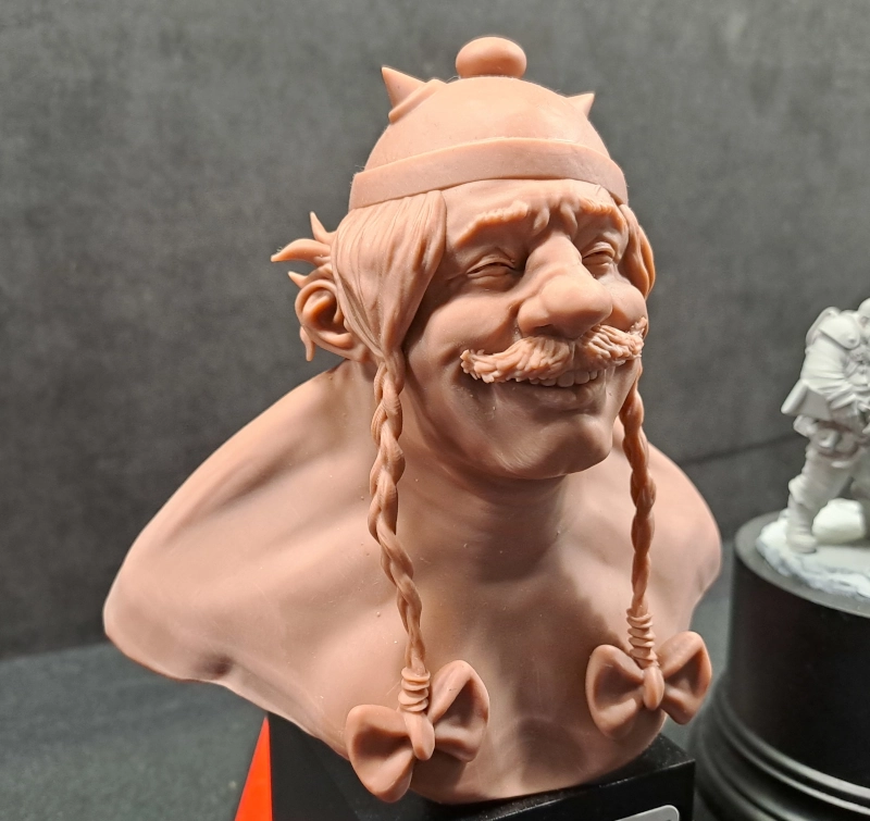 Obelix buste sculptuur bij SMC 2025