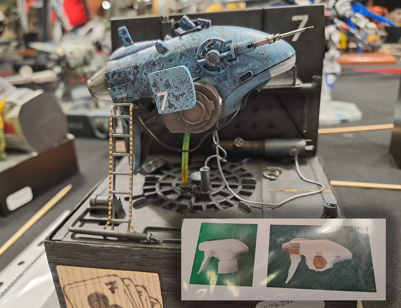 Spray Space Ship