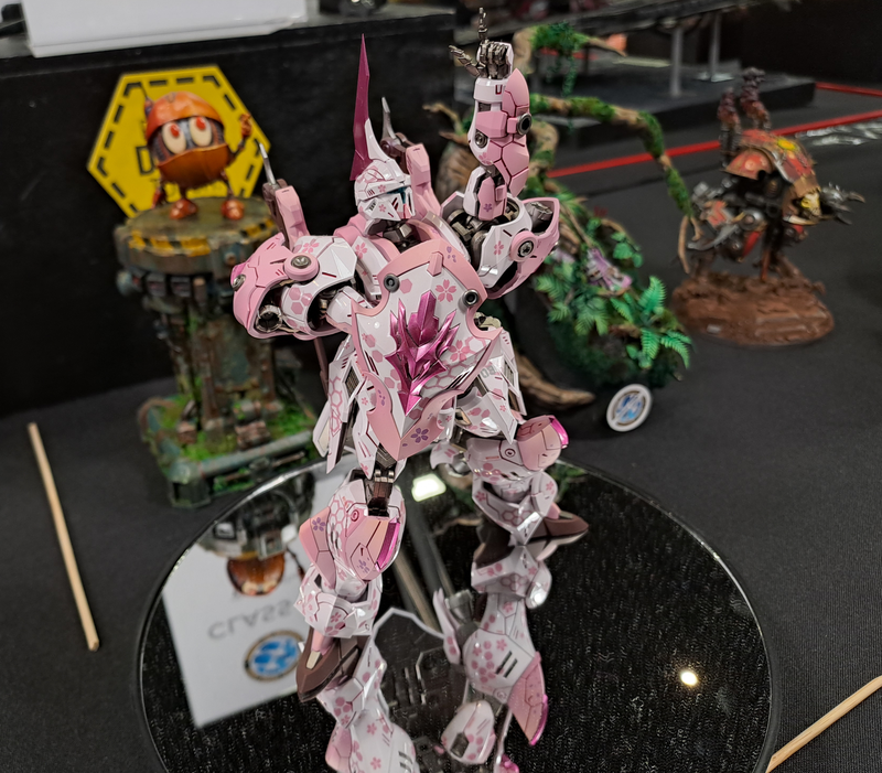 Pink Mecha - Door Sander Everaers