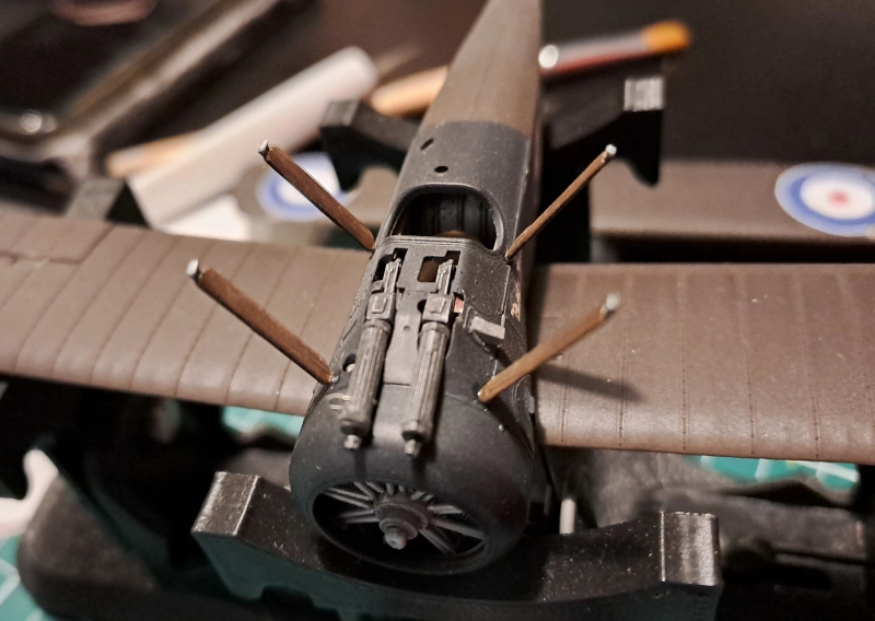 Putting the middle struts in place