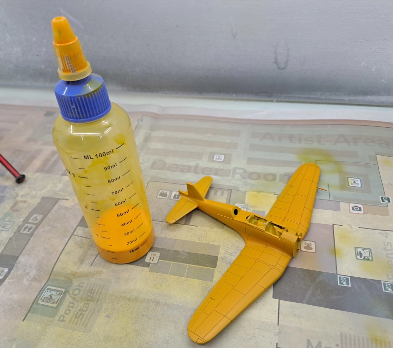 model in eerste kleur flesje