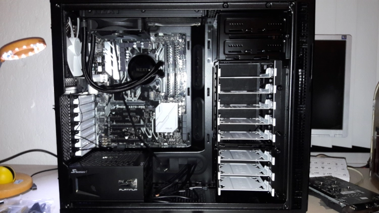 Fracture Design Define R5 behuizing